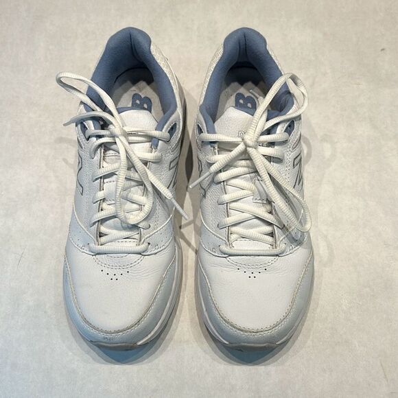 New Balance 928V3 Walking Running Shoes Womens Sz 7 White Comfortable - Picture 2 of 9
